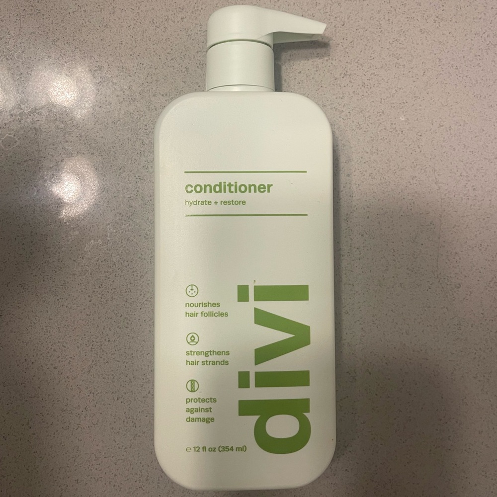 NWOT DIVI Conditioner